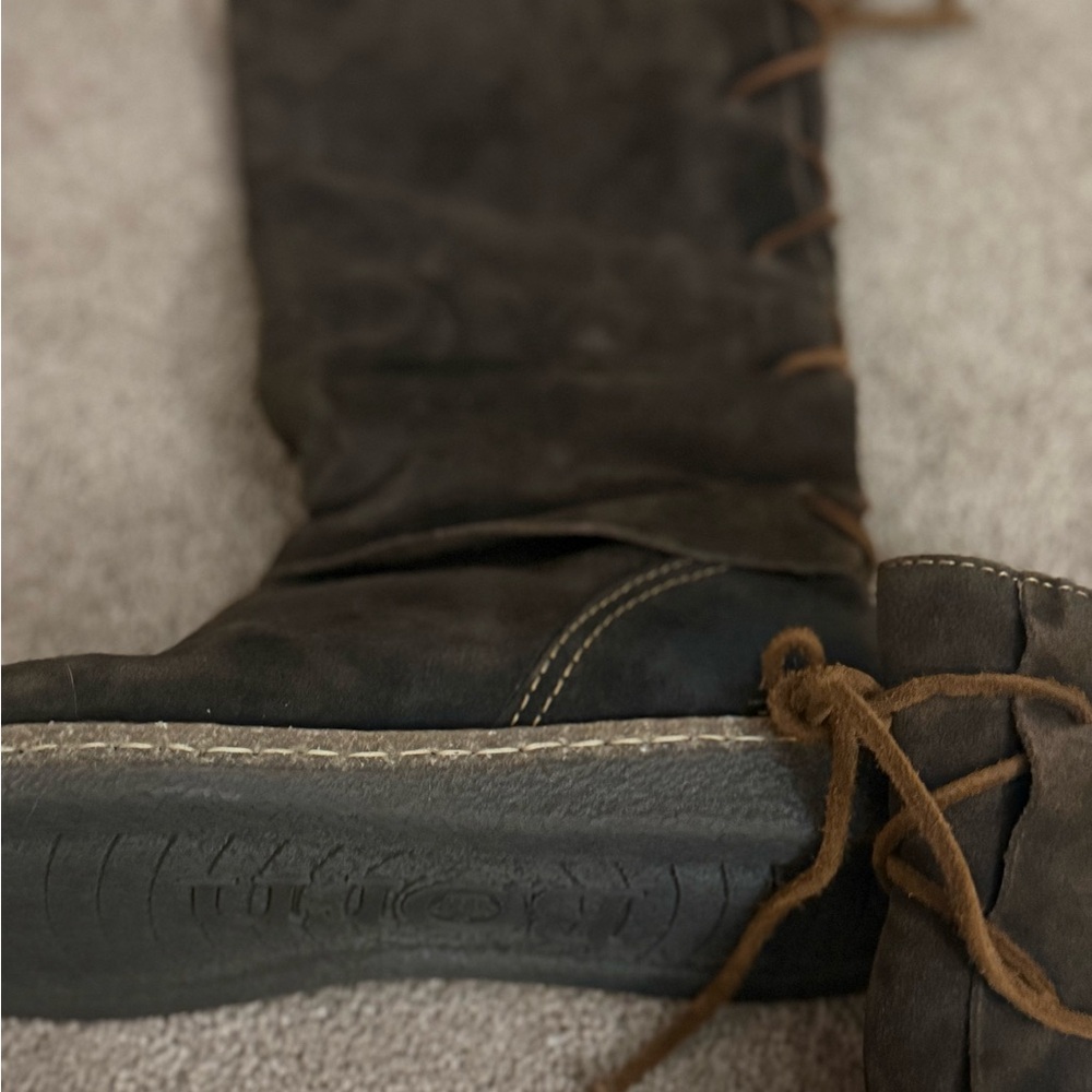 Womens Sable boot by Born size 9 excellent condition!! Super super quality boot! - Picture 8 of 11